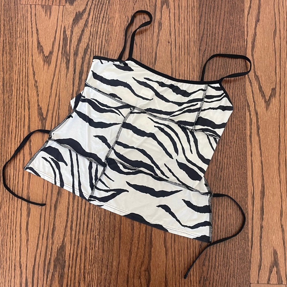 Vintage 90s Style Tie Back Zebra Print Crop Top size Medium